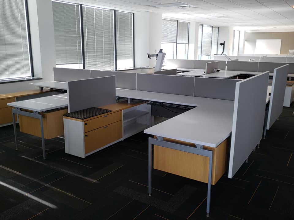 Office Workstations - Moody's